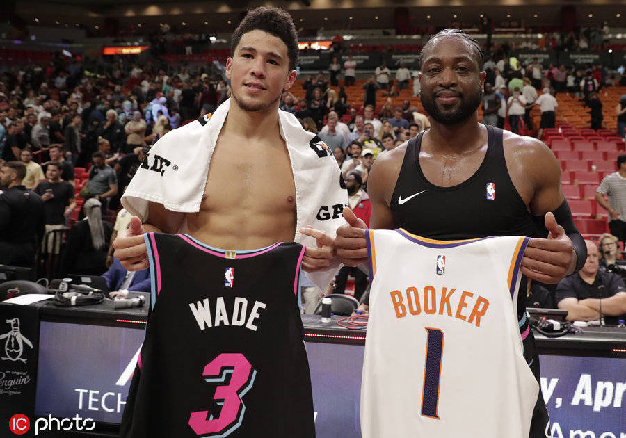 动作或包括 动作或包括