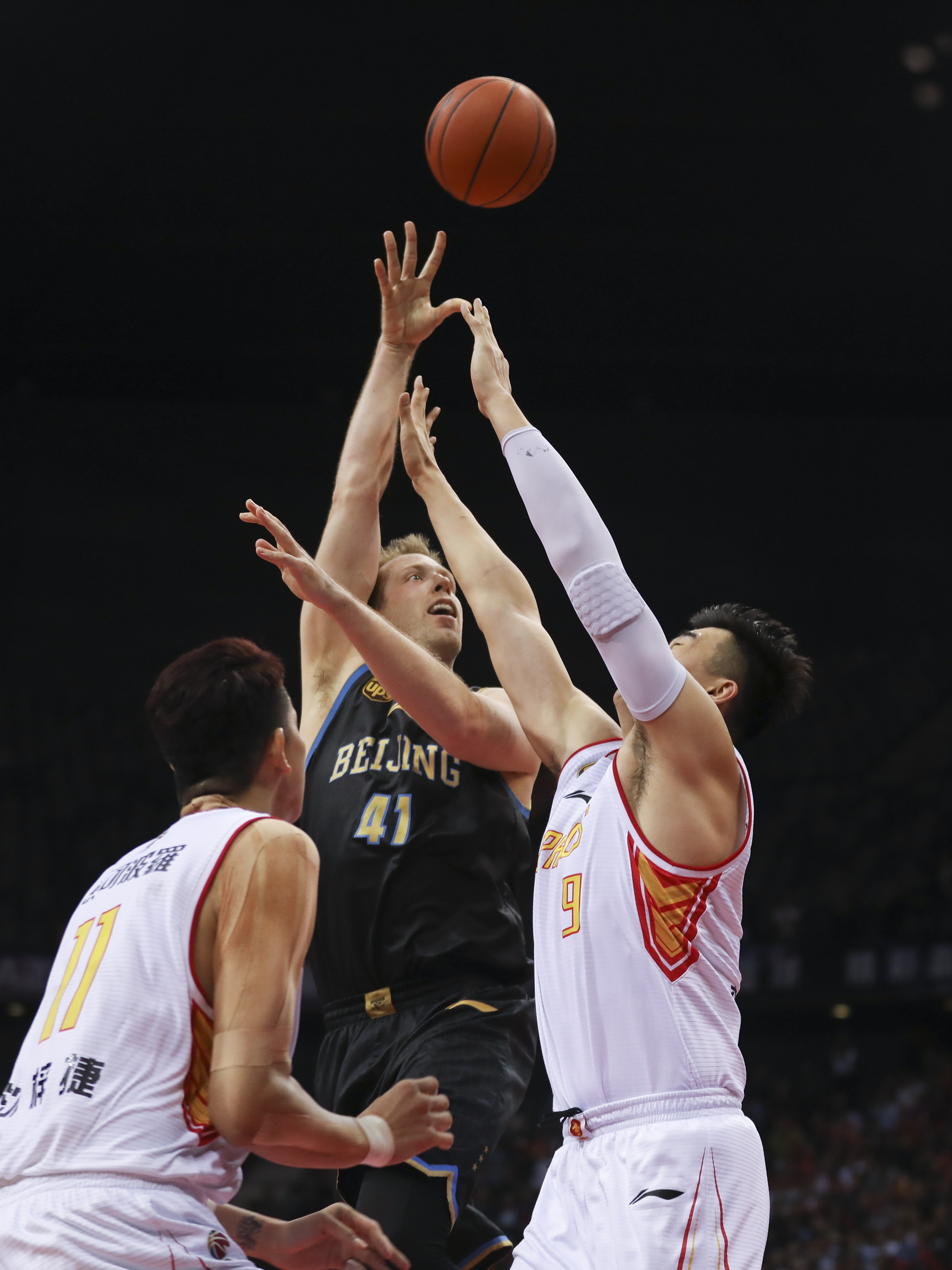 换防追身时 换防追身时